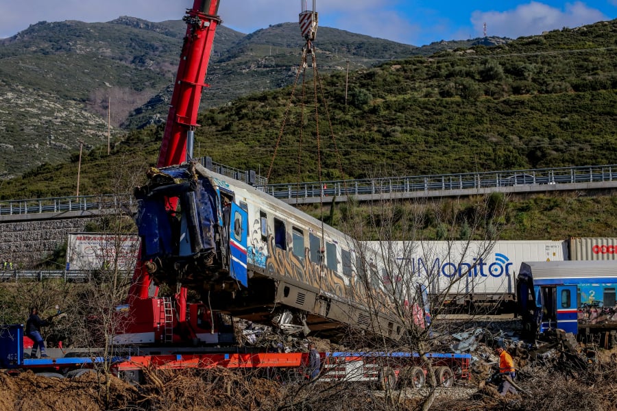 Τέμπη: Νέες συγκλονιστικές αποκαλύψεις - «Ορφανά» 28 δείγματα DNA