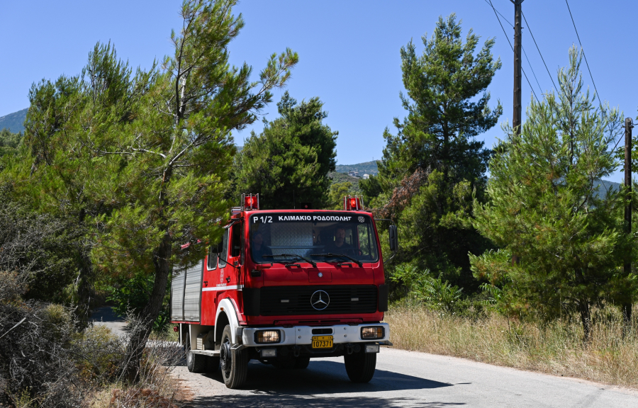 Ακραίος κίνδυνος πυρκαγιάς αύριο σε 4 περιφέρειες - Στο «κόκκινο» η μισή Ελλάδα μέχρι τον Δεκαπενταύγουστο