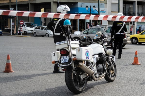 Τροχαία: Διακοπή της κυκλοφορίας στην Λ. Ποσειδώνος