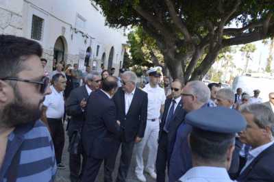 Την άμεση λειτουργία των κέντρων υποδοχής, ζήτησαν Ασελμπορν και Αβραμόπουλος 