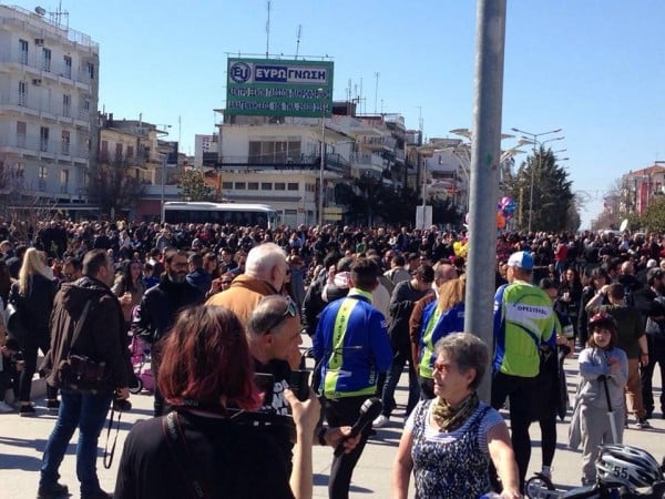 Πλήθος κόσμου στο συλλαλητήριο της Ορεστιάδας για τους δύο Έλληνες στρατιωτικούς