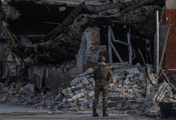 Ουκρανία: Ο Ισπανός πρωθυπουργός καταδικάζει τις ρωσικές «θηριωδίες»