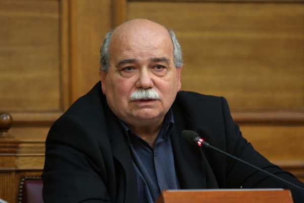 Βούτσης: Ο Ιούλιος μήνας δημοκρατικών τομών