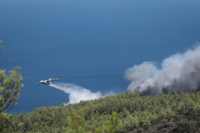 Η κατάσταση με όλες τις φωτιές στην Ελλάδα, τα ενεργά μέτωπα - Η ανακοίνωση της πυροσβεστικής