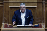 Κουτσούμπας: Είμαστε στο χείλος του γκρεμού και ο κόσμος βγαίνει πια από τα ρούχα του