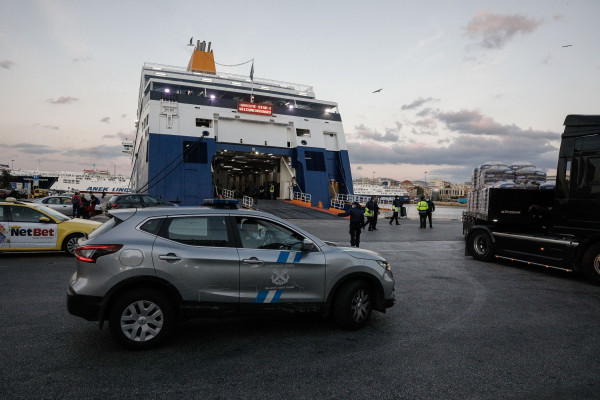 Αυστηροί έλεγχοι από το Λιμενικό στα λιμάνια