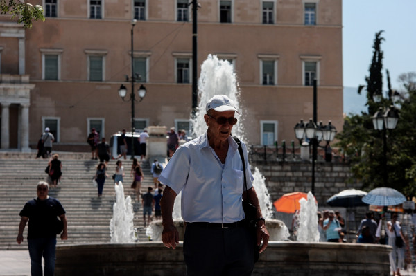 Καλοκαιρινός καιρός και την Πέμπτη - Πού θα φτάσει η θερμοκρασία τους 35 βαθμούς