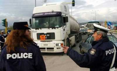 Αυξημένα μέτρα της Τροχαίας για τις μετακινήσεις των εκδρομέων