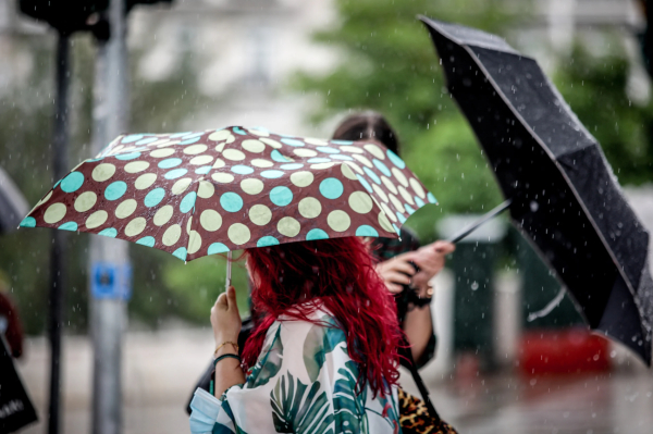 Meteo: Πού θα βρέξει αύριο