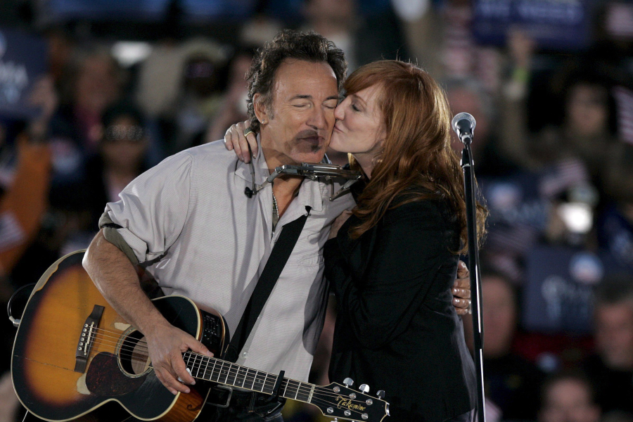 Bruce Springsteen: Η σύζυγός του Patti Scialfa διαγνώστηκε με μυελώματα