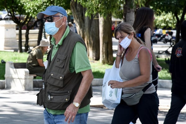 Κορονοϊος: Τοπικά lockdown, επιστροφή του 13033 και απαγόρευση μετακίνησης ηλικιωμένων