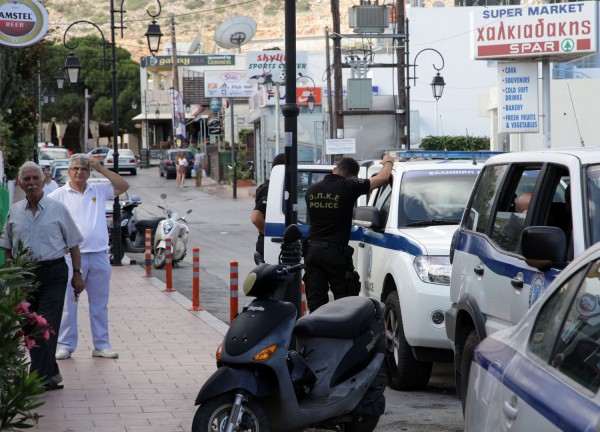 Νέες συλλήψεις για πώληση αέριου γέλιου