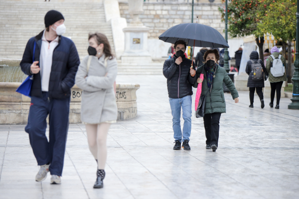 Καιρός: Παραμένει το τσουχτερό κρύο - Βροχές και καταιγίδες σήμερα Τετάρτη