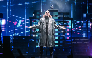 Δείτε τους Pet Shop Boys να παρουσιάζουν για πρώτη φορά άγνωστα κομμάτια και σπάνιες ηχογραφήσεις