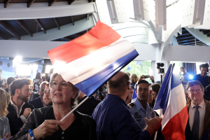 Live οι εκλογές στη Γαλλία: Μεγάλος νικητής των εκλογών η Αριστερά - Ήττα για Λεπέν και Μακρόν