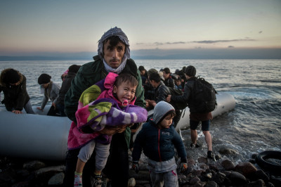 «Πόλεμος» ΝΔ - ΣΥΡΙΖΑ για τις επαναπροωθήσεις προσφύγων