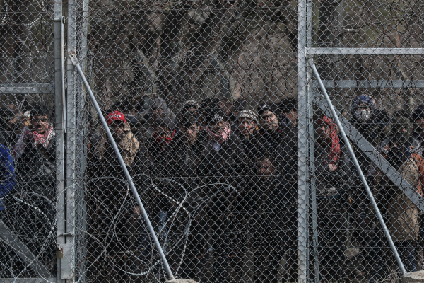 Ποινές έως 244 χρόνια και 4,5 εκατ. ευρώ σε κύκλωμα διακίνησης μεταναστών