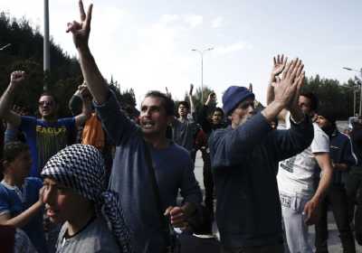 Αντιδράσεις για στέγαση προσφύγων σε ξενοδοχείο της Πέτρας