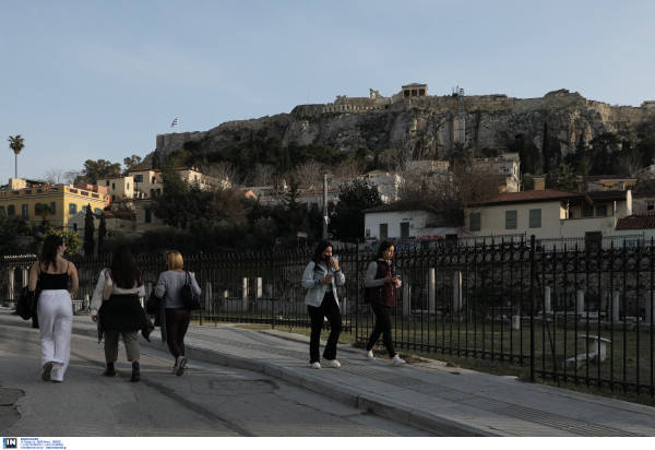 «Πνίγεται» η Αττική από κορονοϊό: Στα 1.169 τα νέα κρούσματα