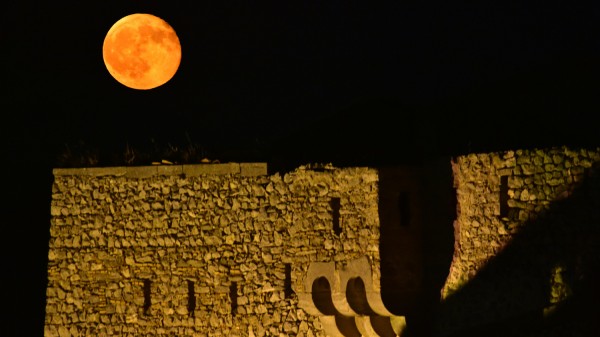 Ξεκινούν εκδηλώσεις σε αρχαιολογικούς χώρους και μουσεία για την αυγουστιάτικη πανσέληνο