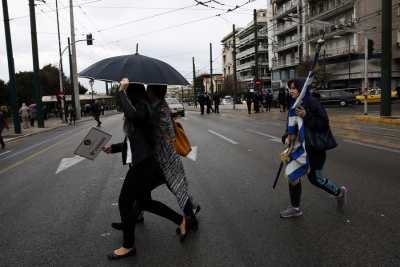 Ποιοι δρόμοι είναι κλειστοί σε Αθήνα και Πειραιά λόγω παρελάσεων