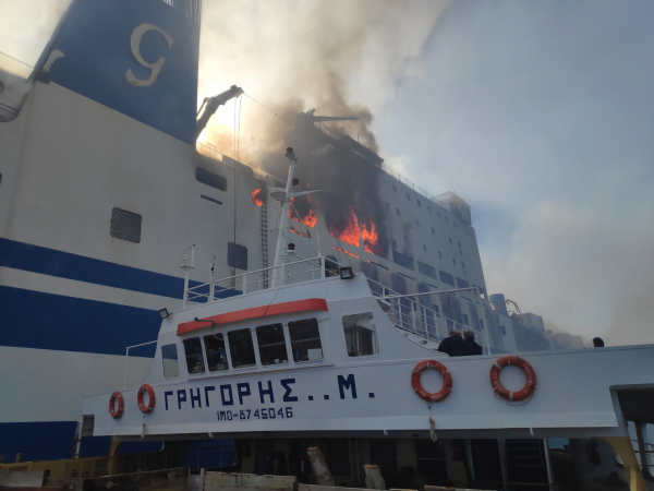 «Euroferry Olympia»: Ολοκληρώθηκε η απάντληση των καυσίμων