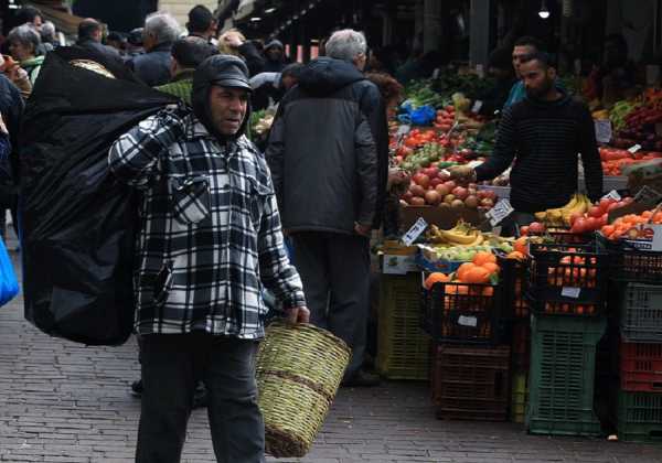 Κουπόνια λαϊκής σε ευπαθείς ομάδες από την περιφέρεια Αττικής