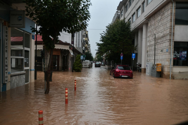 Το Meteo απαντά σε επτά ερωτήματα με αφορμή τον μεσογειακό κυκλώνα Ιανό - Τα οχτώ μεγαλύτερα ύψη βροχής