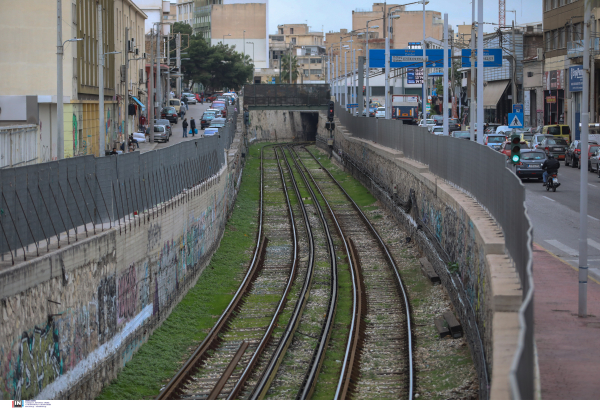 Ο ηλεκτρικός θα φρενάρει και θα επιστρέφει ενέργεια στο δημόσιο δίκτυο