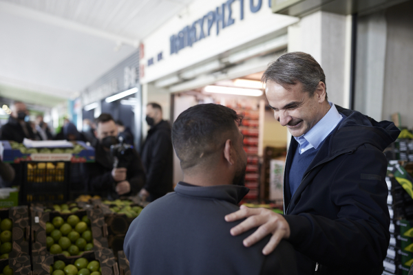 Στην Κεντρική Λαχαναγορά Ρέντη ο Κυριάκος Μητσοτάκης: «Δεν θα υπάρξει πρόβλημα στην επάρκεια αγαθών»