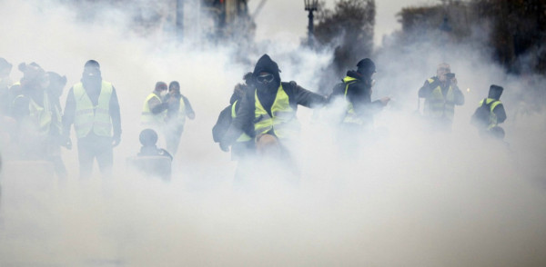 Υπουργός Δικαιοσύνης Γαλλίας: 372 άτομα θα παραπεμφθούν στη δικαιοσύνη