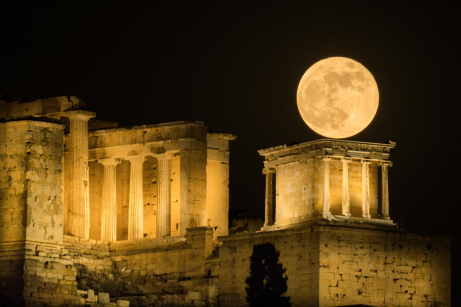 Το Μουσείο της Ακρόπολης γιορτάζει την Πανσέληνο του Αυγούστου