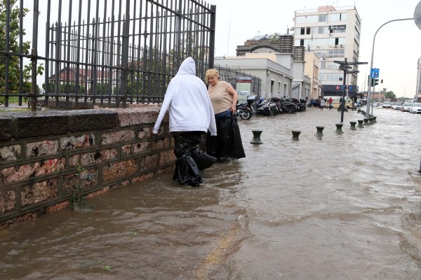 Ξεκινάει την επέλασή της η «Νεφέλη» - Ραγδαία επιδείνωση με χαλαζοπτώσεις και θυελλώδεις ανέμους