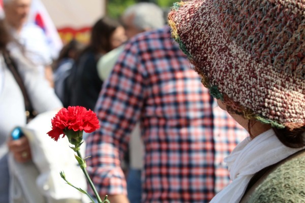 ΕΣΕΕ: Υποχρεωτική αργία η Πρωτομαγιά