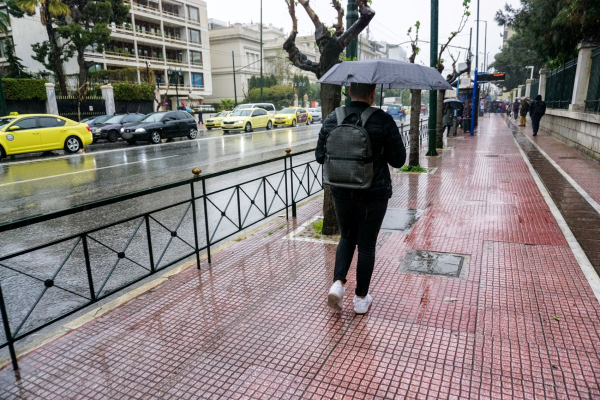 Καιρός: Μεγάλη Δευτέρα ακόμα και με χιόνια - Που θα εκδηλωθούν βροχές και καταιγίδες