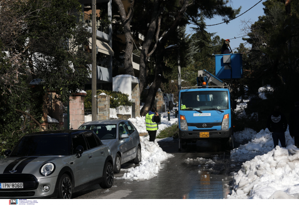 Κακοκαιρία Ελπίς: Για 5η ημέρα χωρίς ρεύμα πάνω από 100 σπίτια στην Ανατολική Αττική (βίντεο)