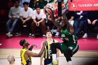 Euroleague - Final 4: Ο Παναθηναϊκός ισοπέδωσε την Φενέρμπαχτσε με 73-57