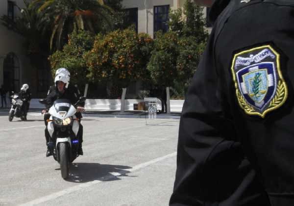 Επίθεση από αγνώστους στα γραφεία του ΣΥΡΙΖΑ στην Καλαμαριά