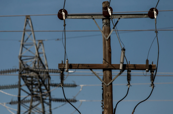 ΔΕΔΔΗΕ: Νέα προκήρυξη για 431 μόνιμες προσλήψεις