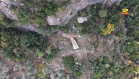 Καιάδας: Η μυθική τοποθεσία που όλοι πιστεύουν ότι δεν υπάρχει (Drone βίντεο)