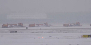 Χάος στο αεροδρόμιο της Φρανκφόυρτης λόγω χιονόπτωσης