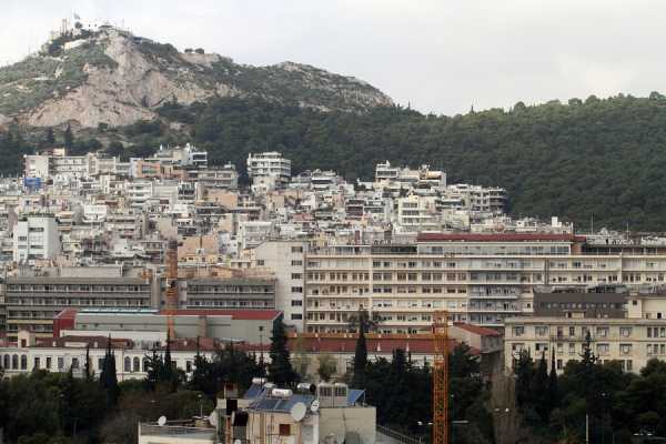 Την τροποποίηση του υπολογισμού του ΕΝΦΙΑ ζητούν βουλευτές