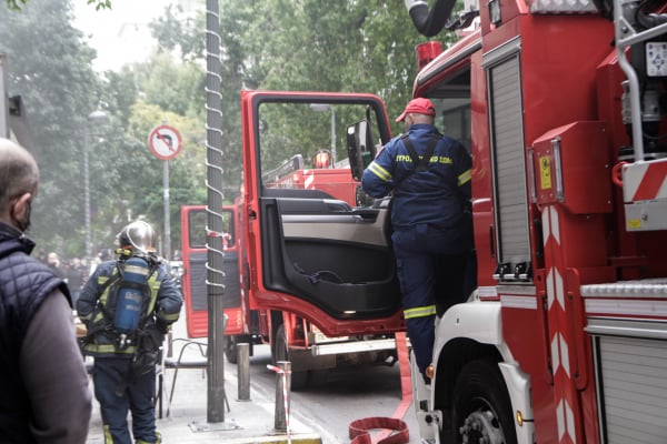 Φωτιά με τρία μέτωπα στη Χερσόνησο Ηρακλείου