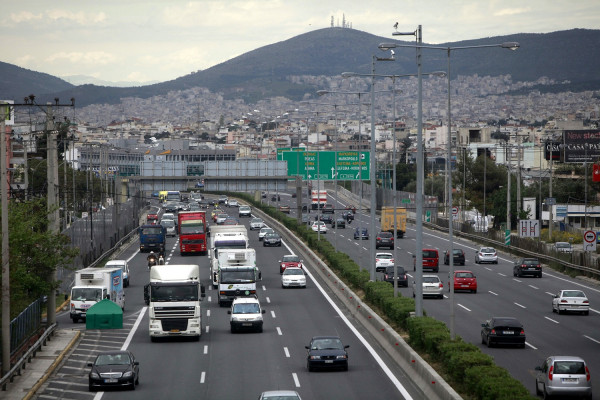 Τέλη κυκλοφορίας: Πώς θα πάρετε πίσω τις πινακίδες, τι αλλάζει