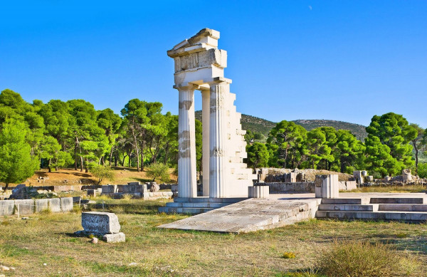 Σπουδαία ανακάλυψη: Βρέθηκε νέο κτίριο κάτω από τη Θόλο στο Ασκληπιείο