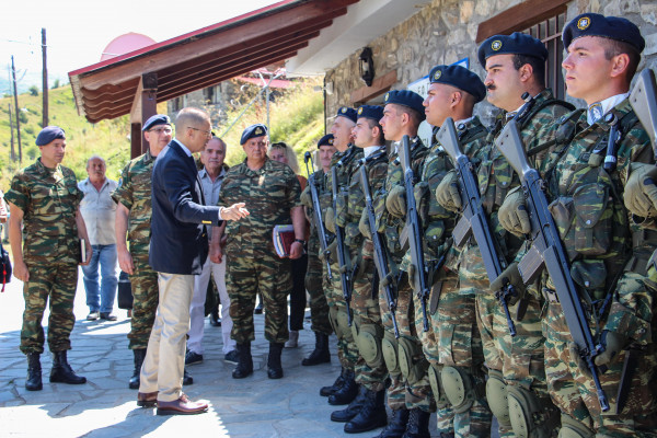 Ένοπλες δυνάμεις: Και οι γυναίκες θα εκπαιδεύονται στην Εθνοφυλακή - Το σχέδιο του υπουργείου Εθνικής Άμυνας