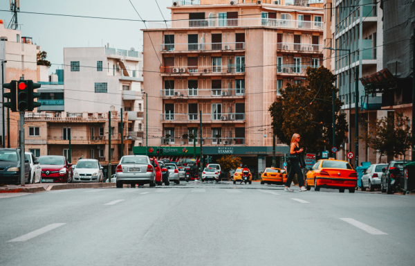 Υποχρεωτική κάρτα καυσαερίων οχημάτων: Πρόστιμα έως 350€ για όσους δεν τη διαθέτουν