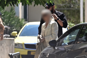 Γιώργος Μαζωνάκης: Έκαναν επανεκκίνηση ενώ το μηχάνημα έβγαζε συνεχόμενα alarm - Τι θα πουν στις καταθέσεις τους οι γιατροί