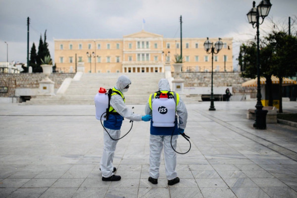 Κορονοϊός: Η εκτόξευση της θετικότητας μέσα στον Μάρτιο σε διψήφιο ποσοστό