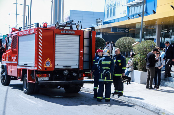 Τι αναφέρει η ανακοίνωση του εμπορικού κέντρου River West μετά τη φωτιά στο πάρκινγκ